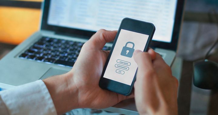 Fraudes digitales y telefónicos 2025: consejos de prevención Consejos para prevenir fraudes digitales y telefónicos en 2025 con recomendaciones de Afore SURA